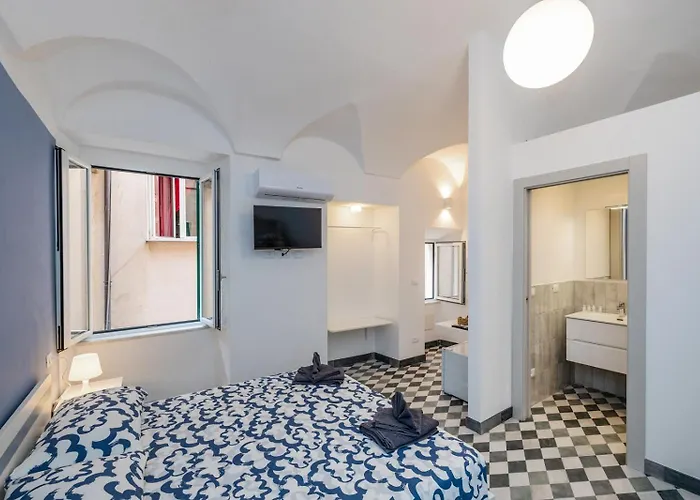 Il Pesciolino Blu Pensión Finale Ligure